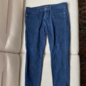 Dark wash skinny jeans
